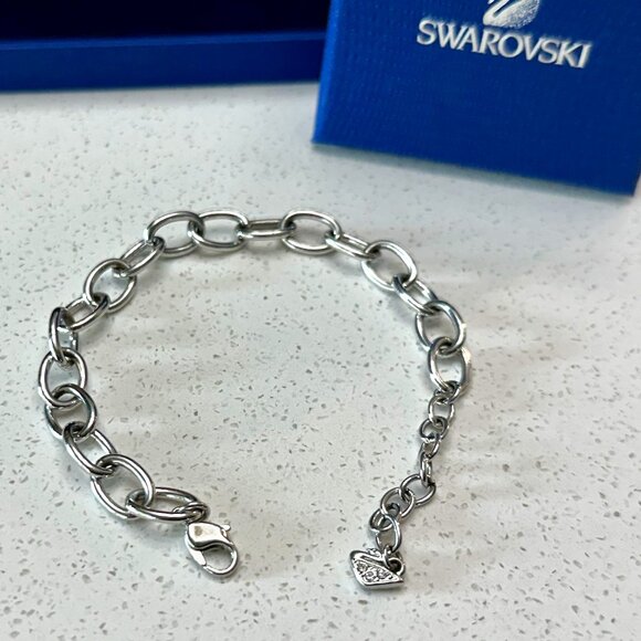 Swarovski Oval Link Charm Bracelet - Picture 1 of 5